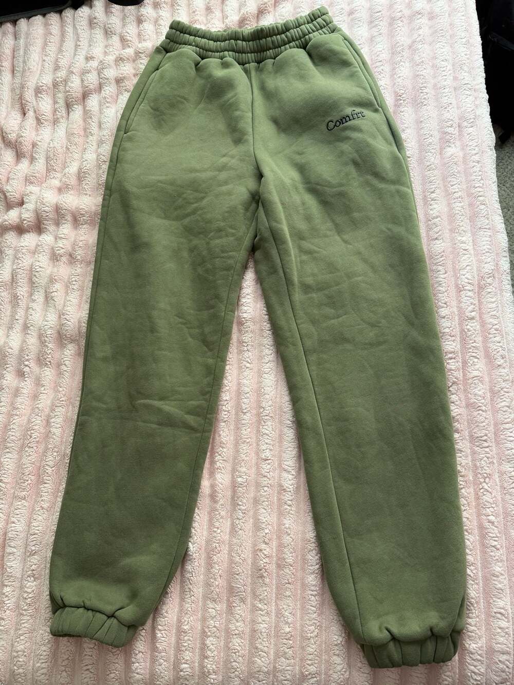 Comfrt Olive Cloud Sweatpants